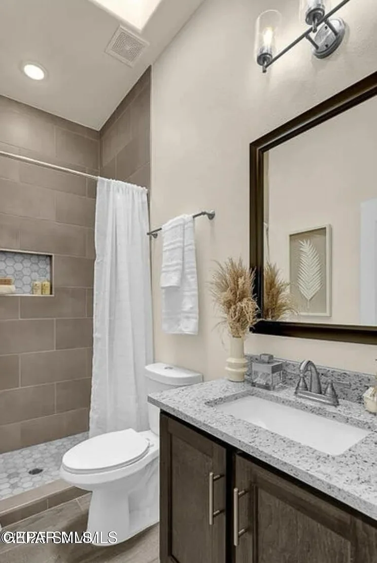 Photo of 6932 Levee Circle