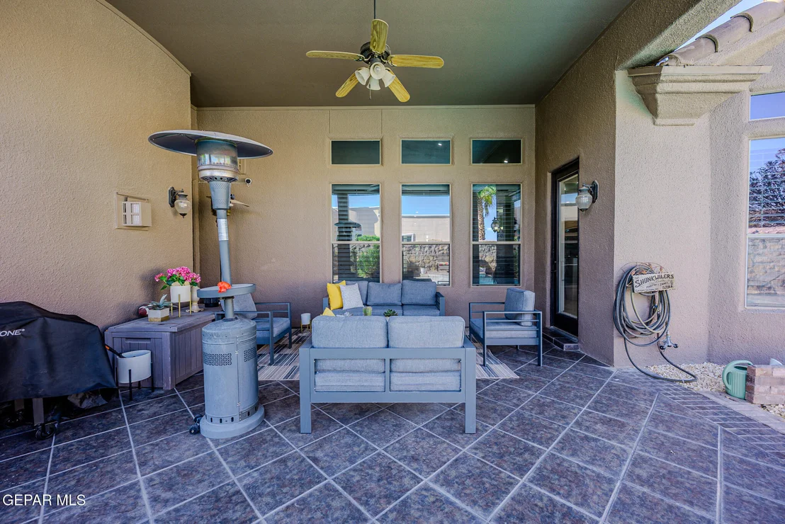 Photo of 6236 FRANKLIN HAWK Avenue