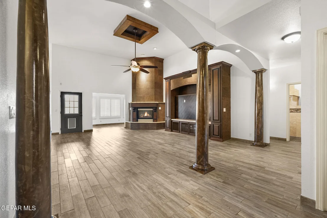 Photo of 651 Simon Court