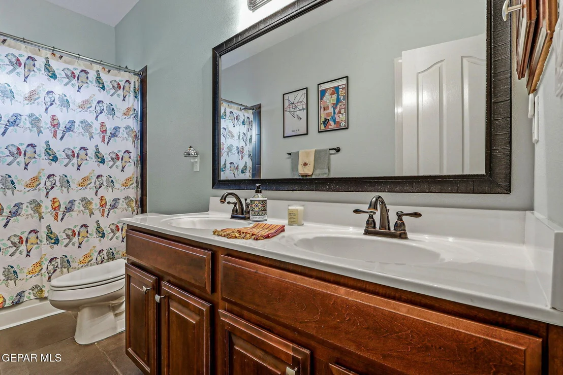 Photo of 7223 LONGSPUR Drive