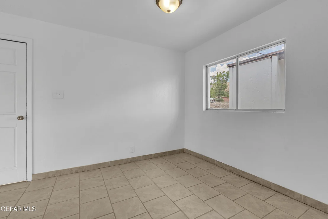 Photo of 6033 Isabella Drive