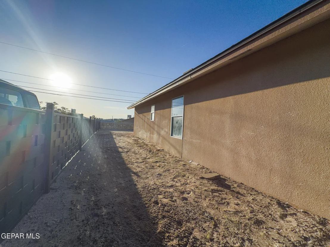Photo of 441 REILLY Lane