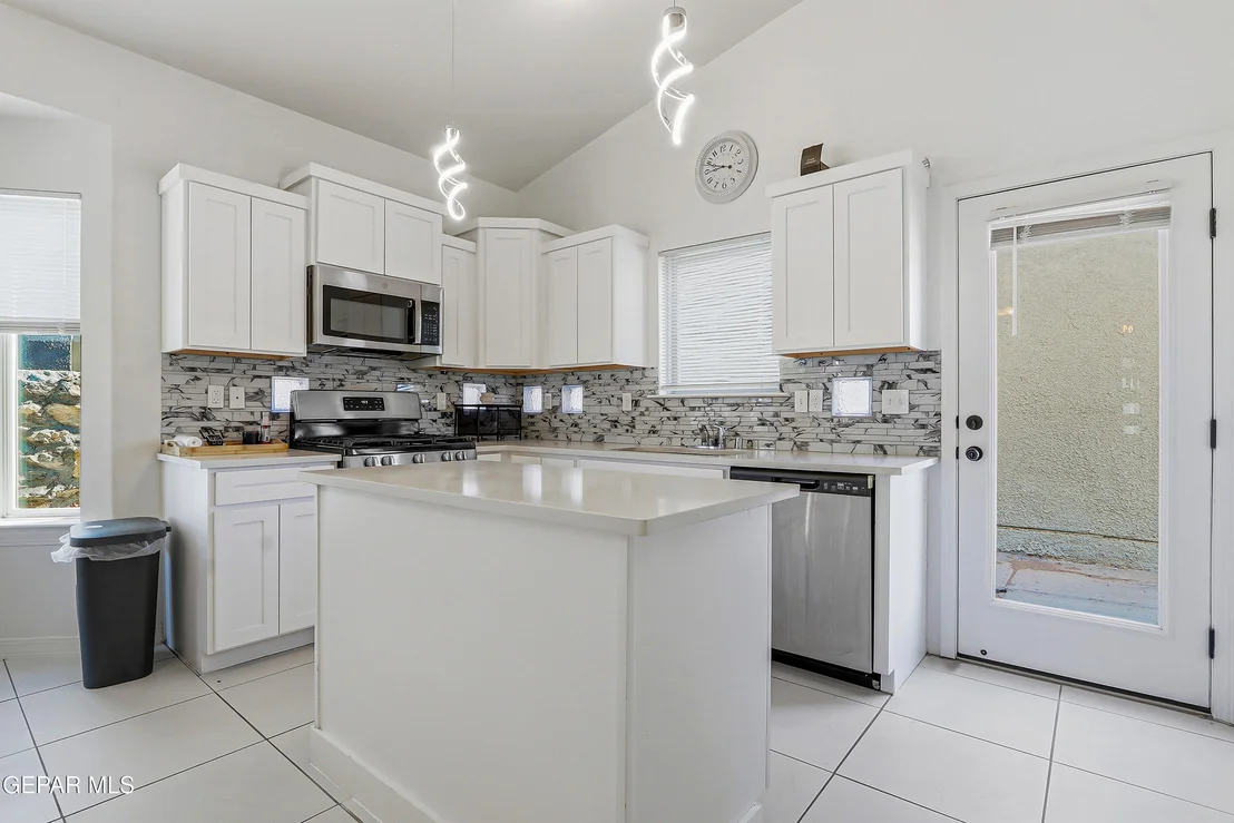 Photo of 2313 TONY HARPER Street