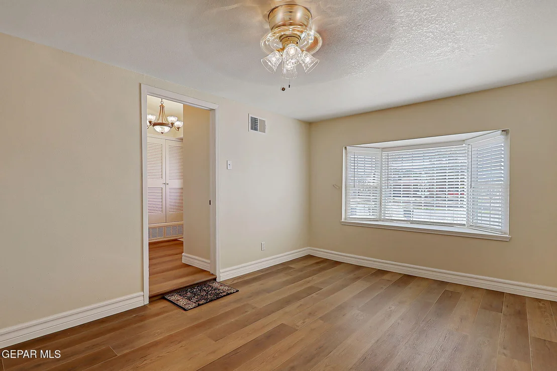 Photo of 10401 Springwood Drive