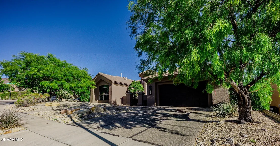 Photo of 6236 FRANKLIN HAWK Avenue