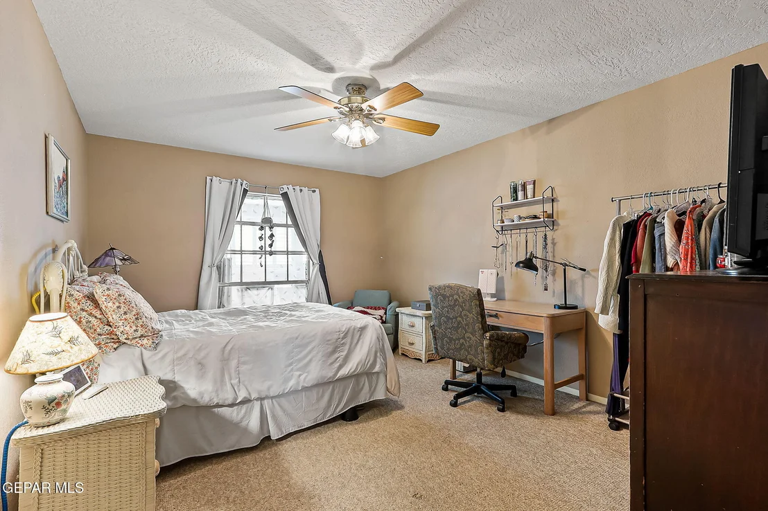 Photo of 136 LAURA GALE Drive
