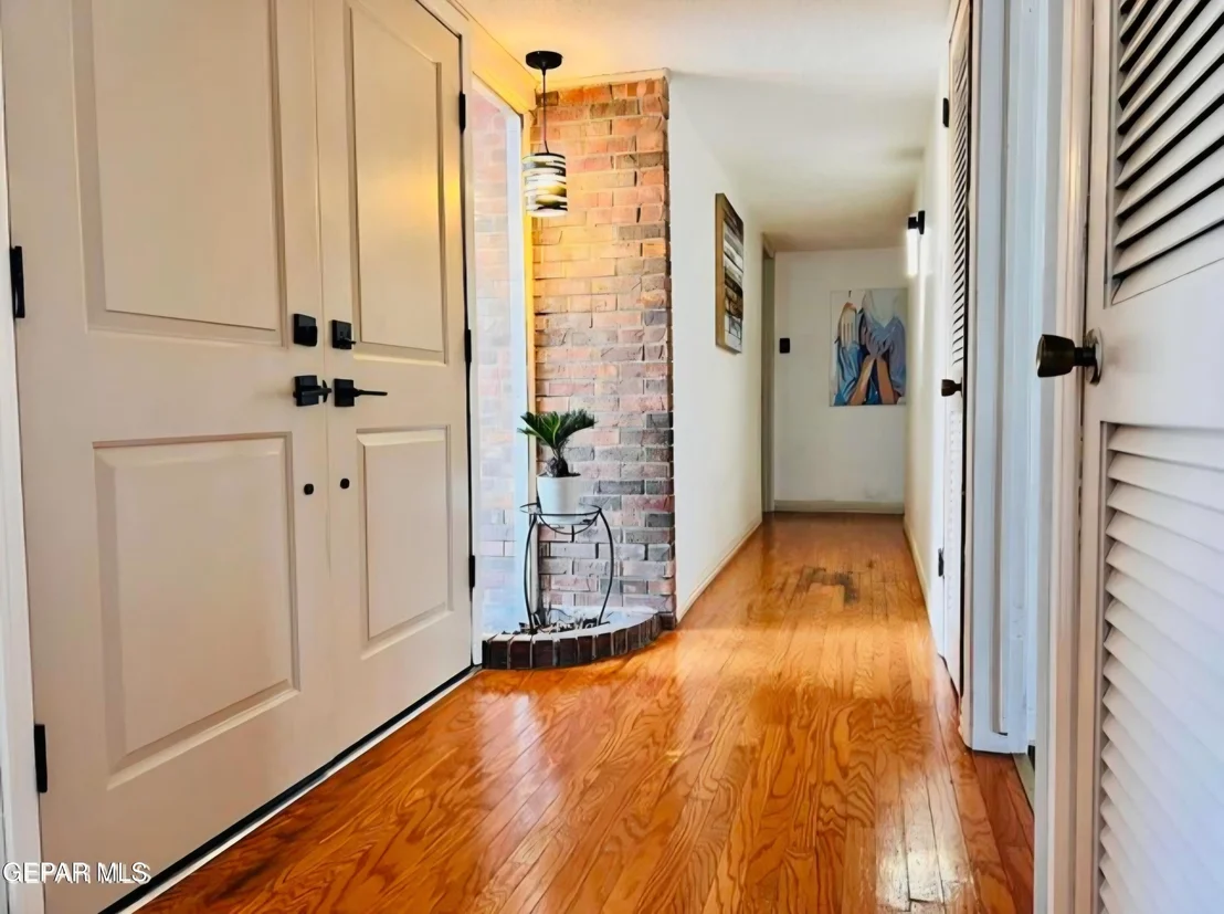 Photo of 6740 MORNINGSIDE Circle