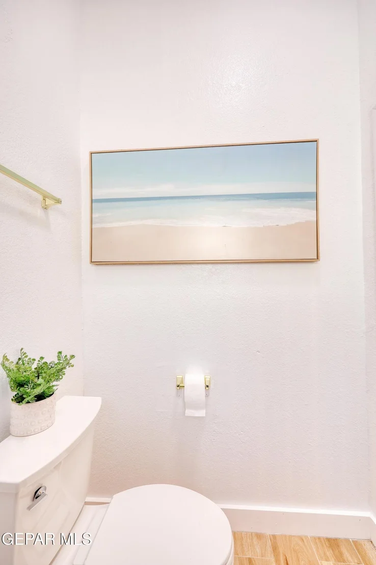 Photo of 2320 SEA SIDE Drive