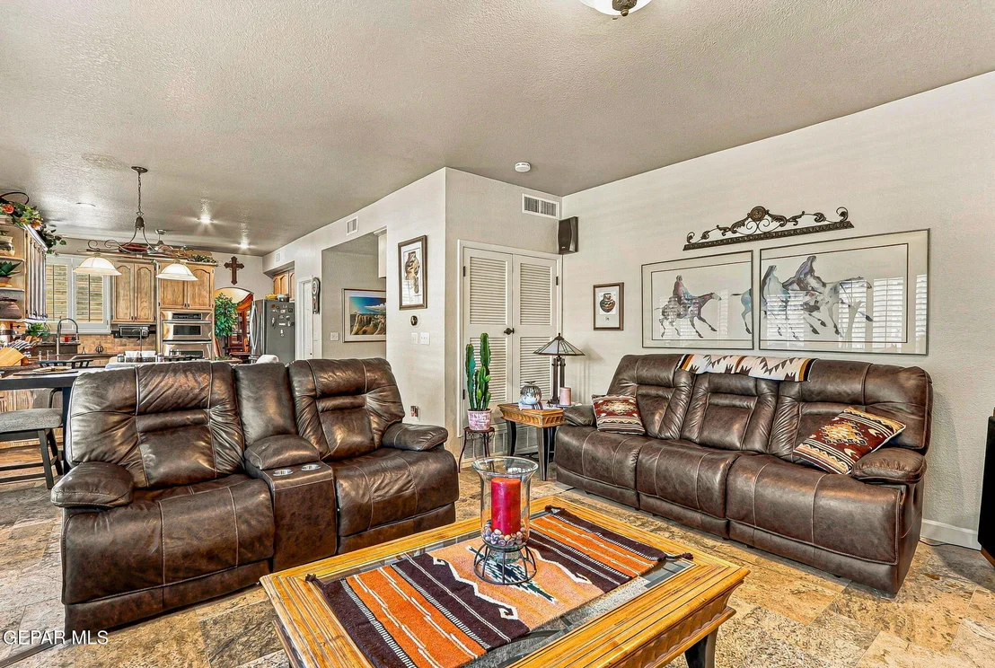 Photo of 1158 PINE RIDGE Way