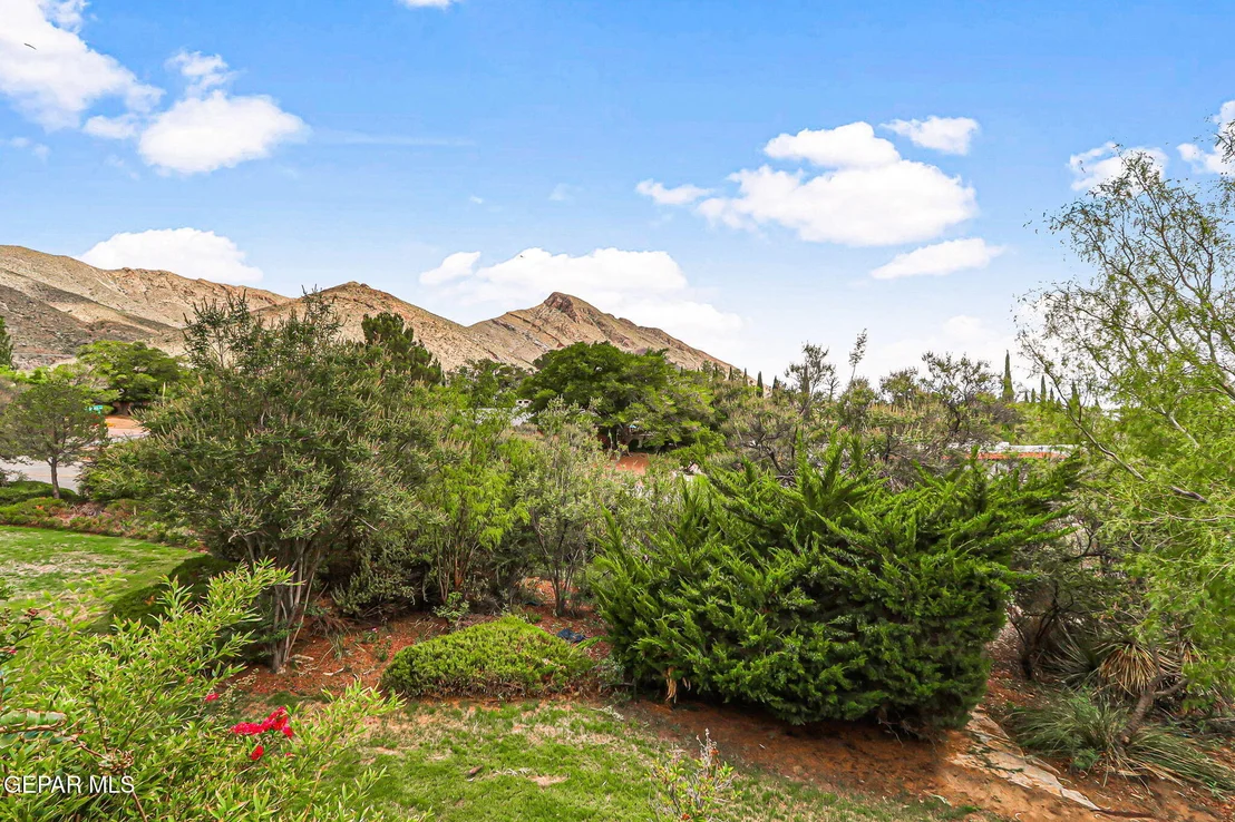 Photo of 1209 Thunderbird Drive