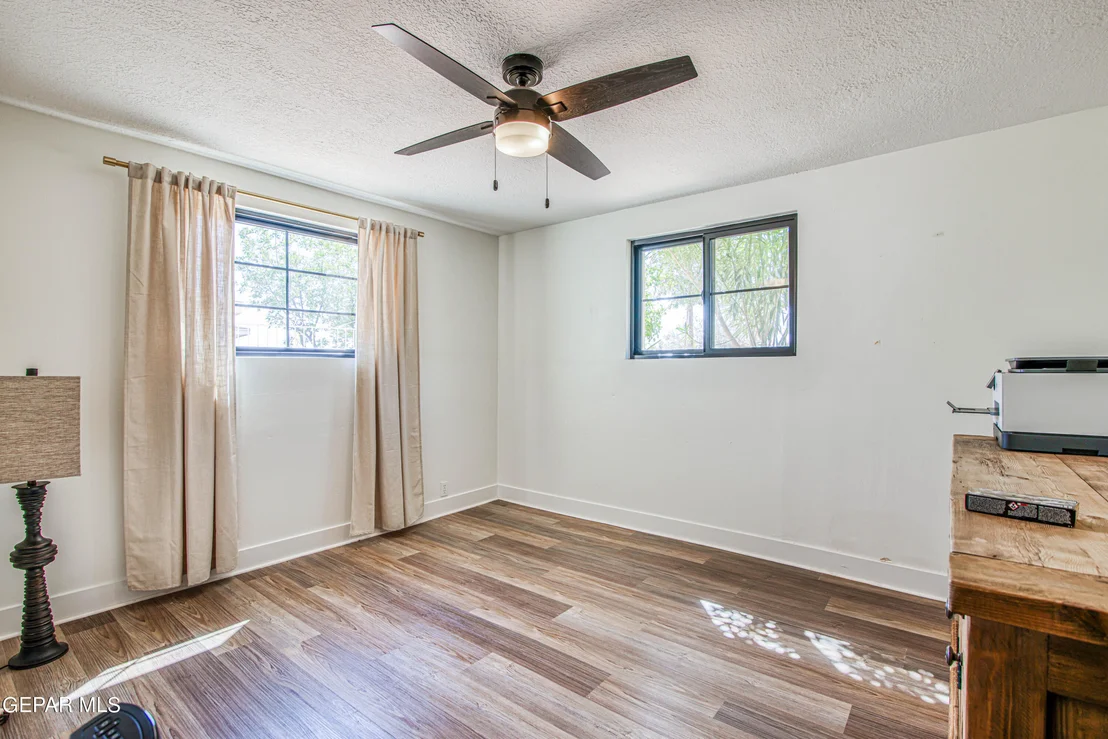 Photo of 1206 STOCKWELL Lane