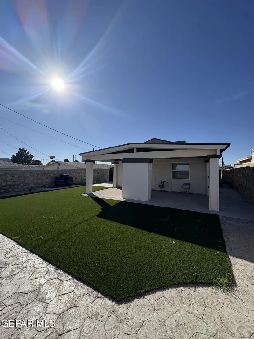 Photo of 628 N. Yarbrough Drive