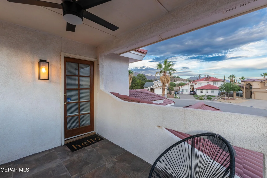 Photo of 6913 Crown Ridge Drive