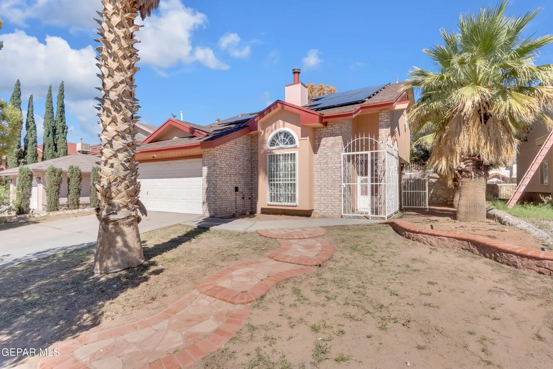 Photo of 12085 Autumn Gate Drive