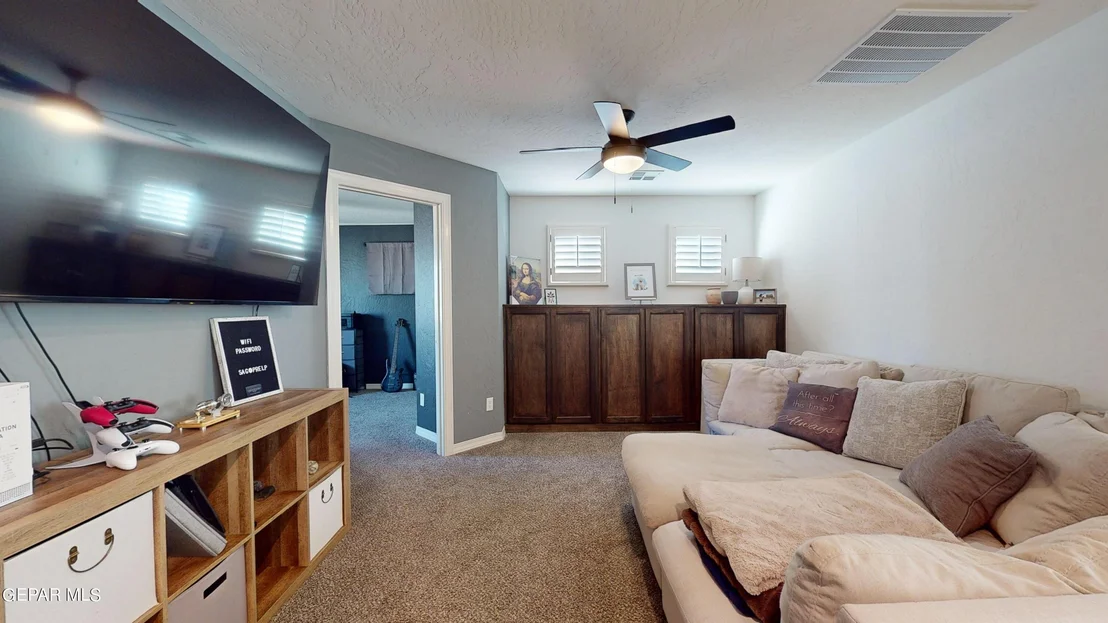 Photo of 13870 SUMMER Way