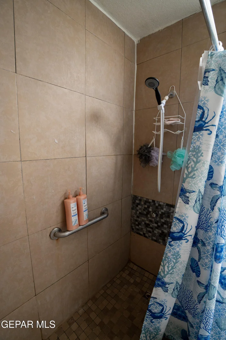 Photo of 8144 BURNHAM Road