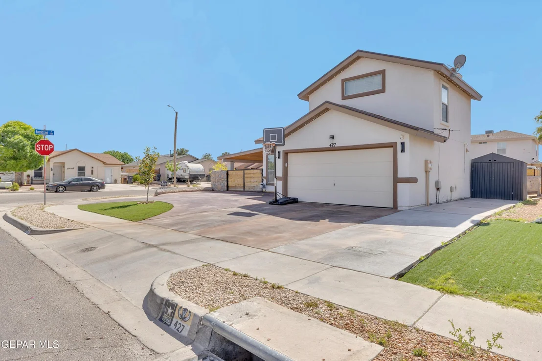Photo of 427 Winter Spring Place