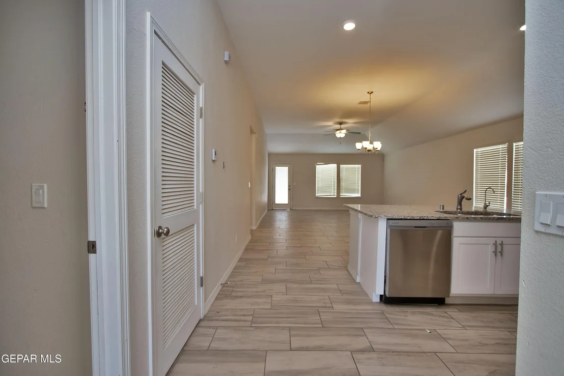 Photo of 285 PENBRIDGE Place