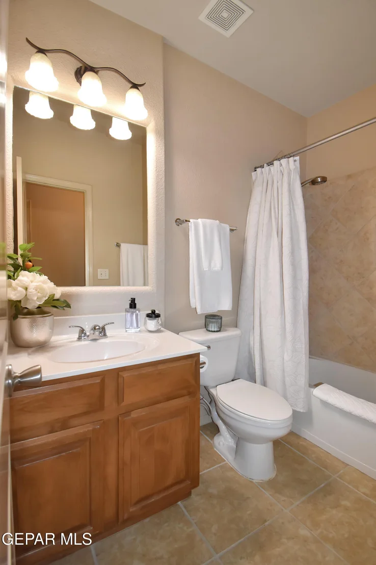 Photo of 6337 Franklin Gate Drive