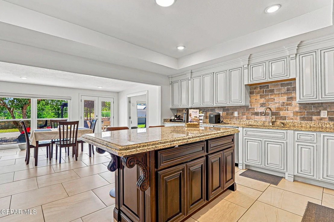Photo of 6710 Westside Drive
