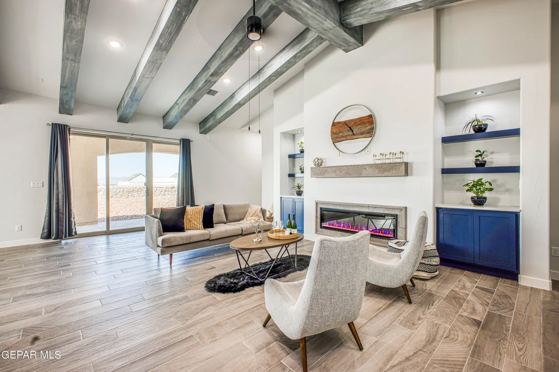Photo of 309 Blue Valley