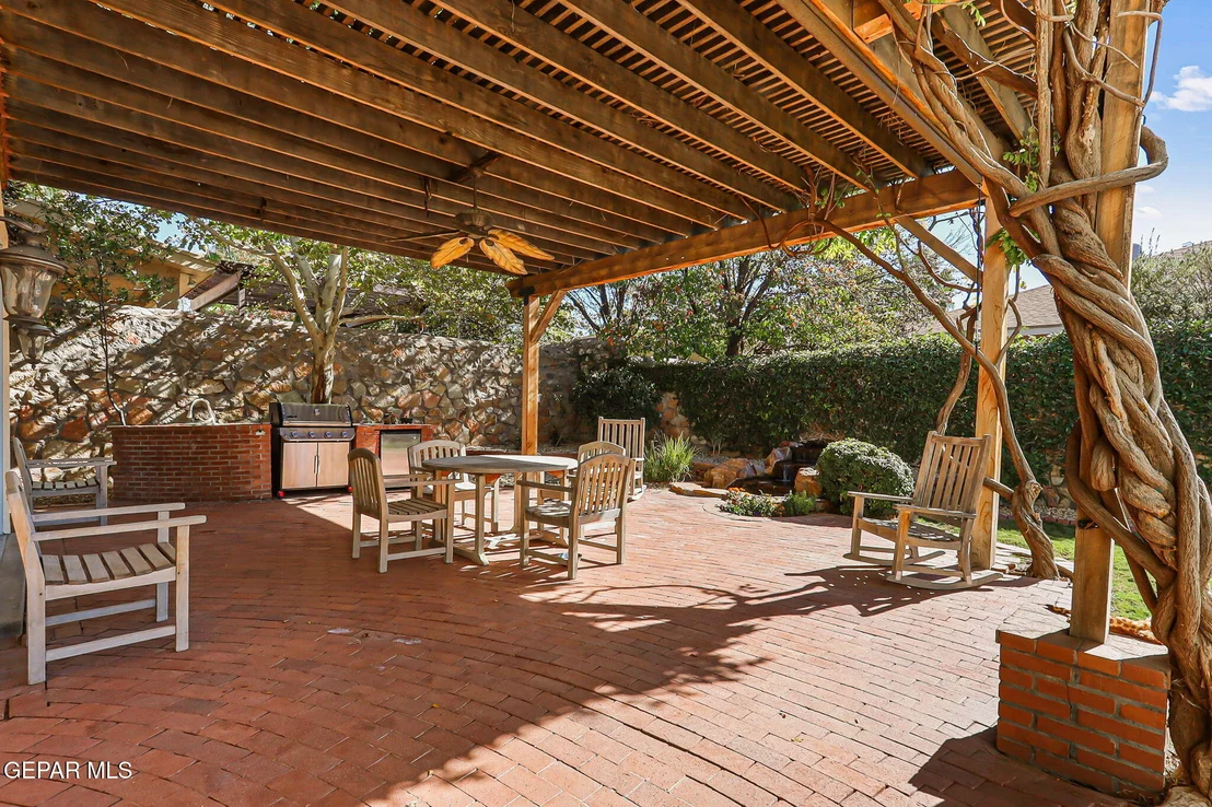 Photo of 6616 Wind Ridge Drive