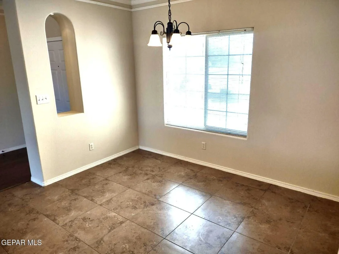 Photo of 633 Bariloche Drive