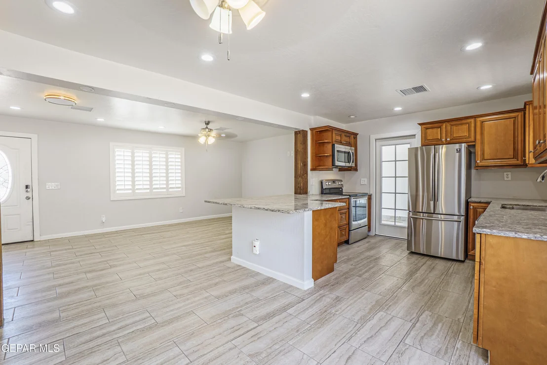 Photo of 301 Mardi Gras Drive