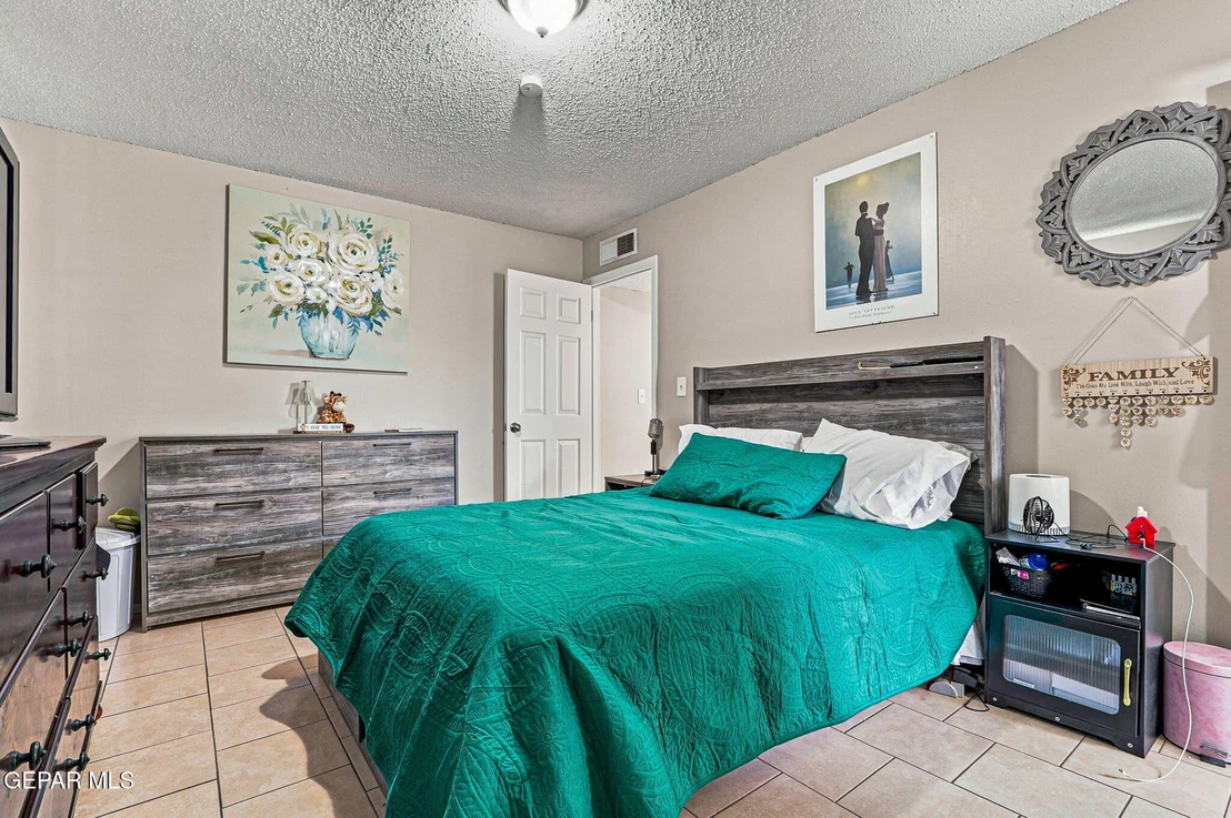 Photo of Unit AB at 2901 Beachcomber Drive