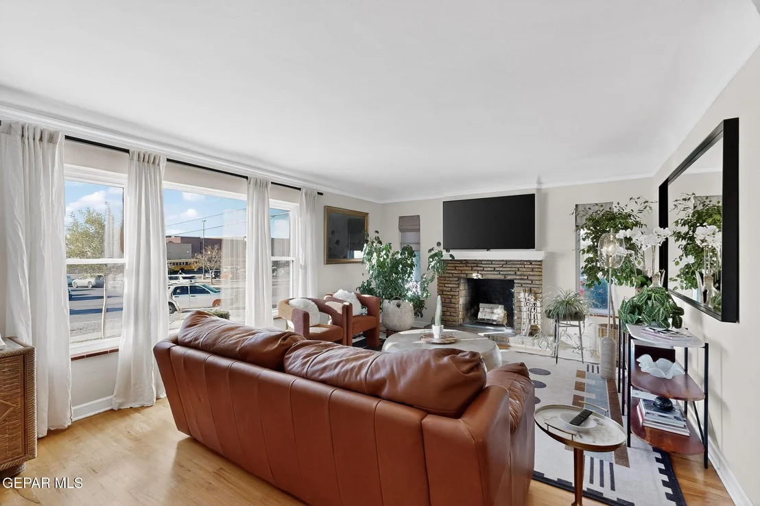 Photo of 3224 N Stanton Street