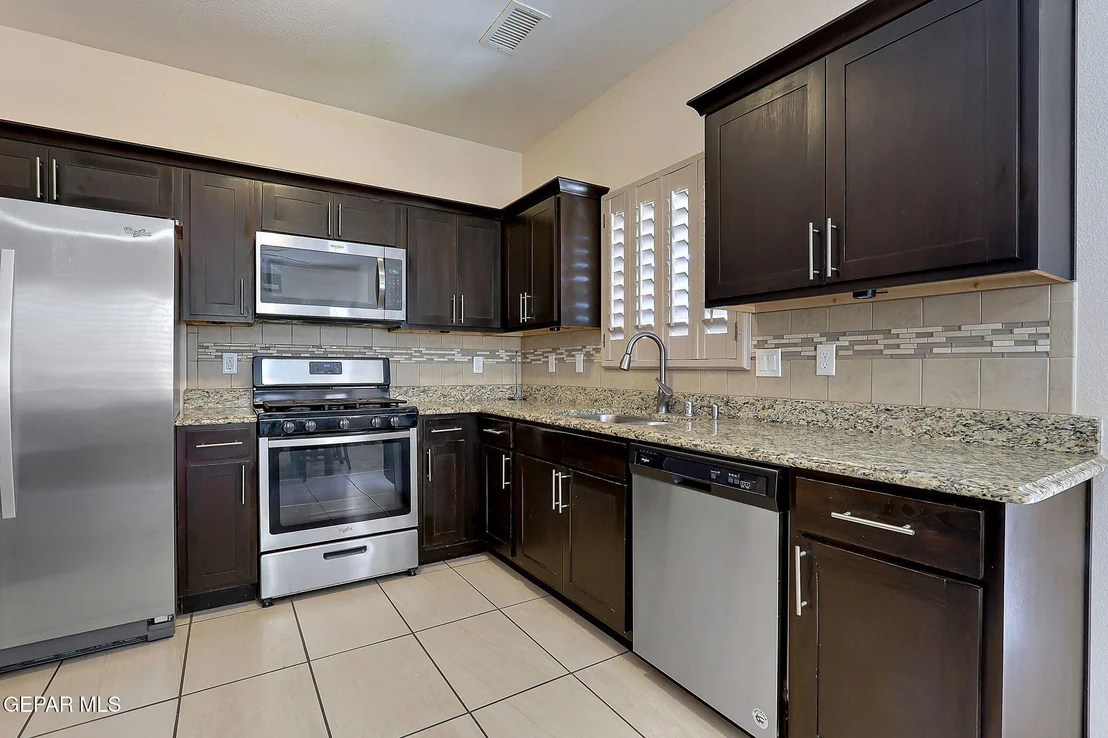 Photo of 13174 Wesleyan