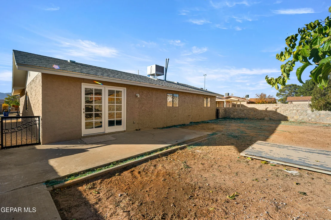 Photo of 10824 OPALSTONE Street