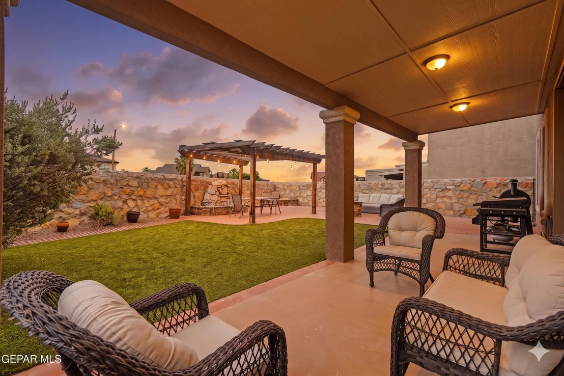 Photo of 5017 MOON RANCH Lane
