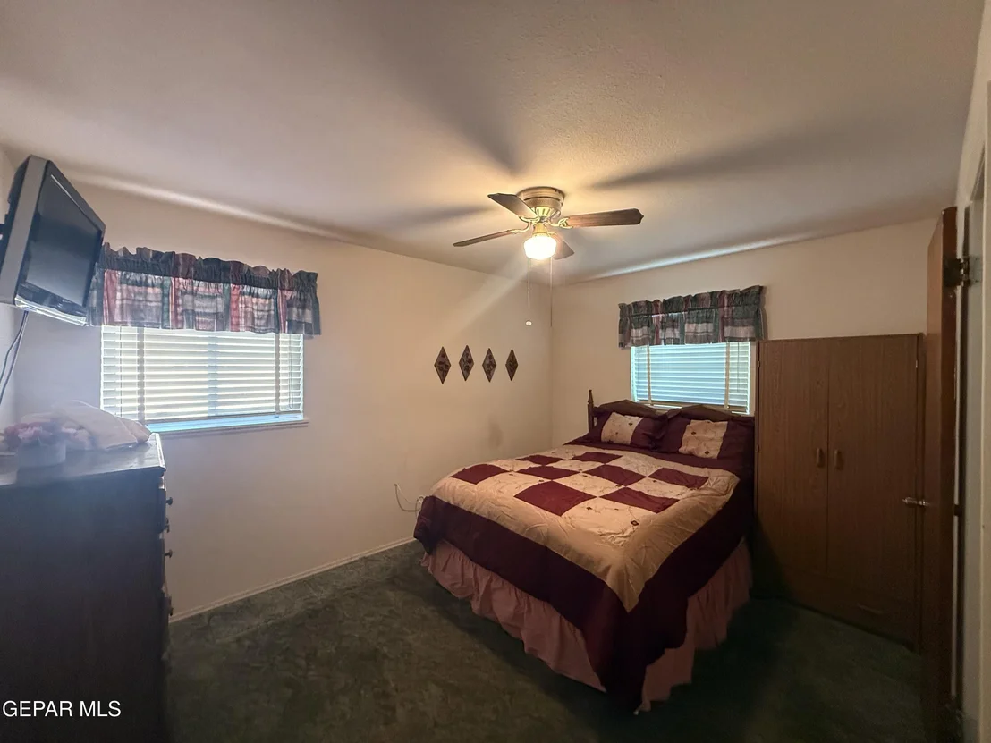 Photo of 5828 STURGEON DR Drive