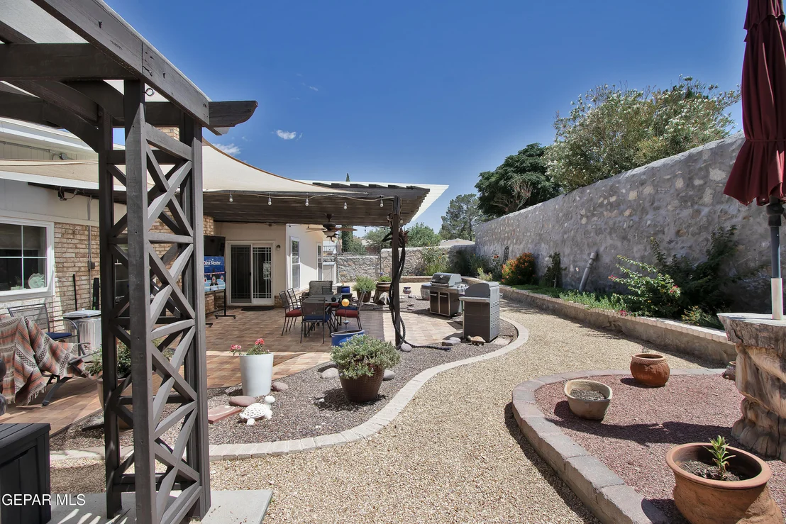 Photo of 516 QUERETARO Drive