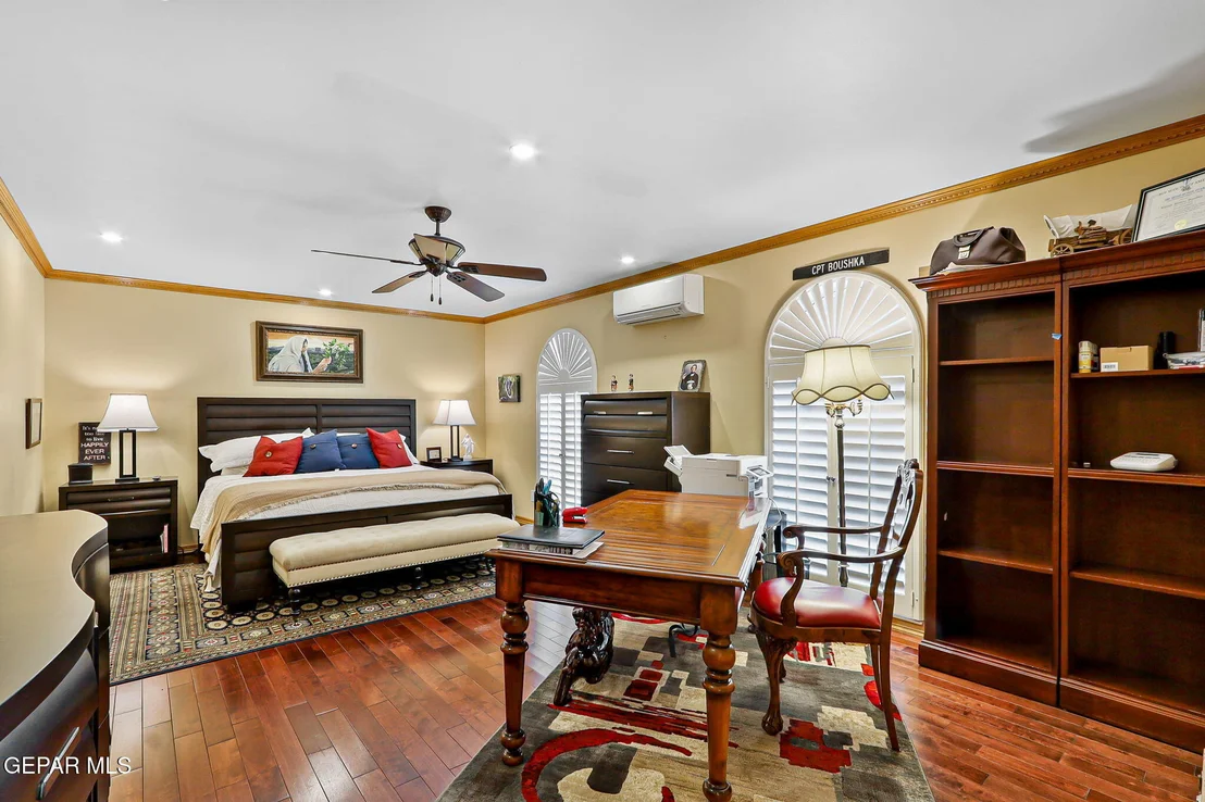 Photo of 5436 LA ESTANCIA Circle