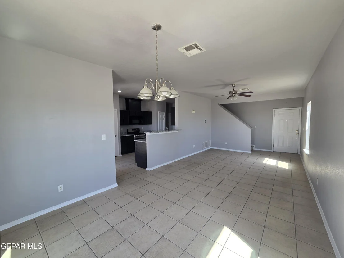 Photo of 10400 SILVERCLOUD Drive