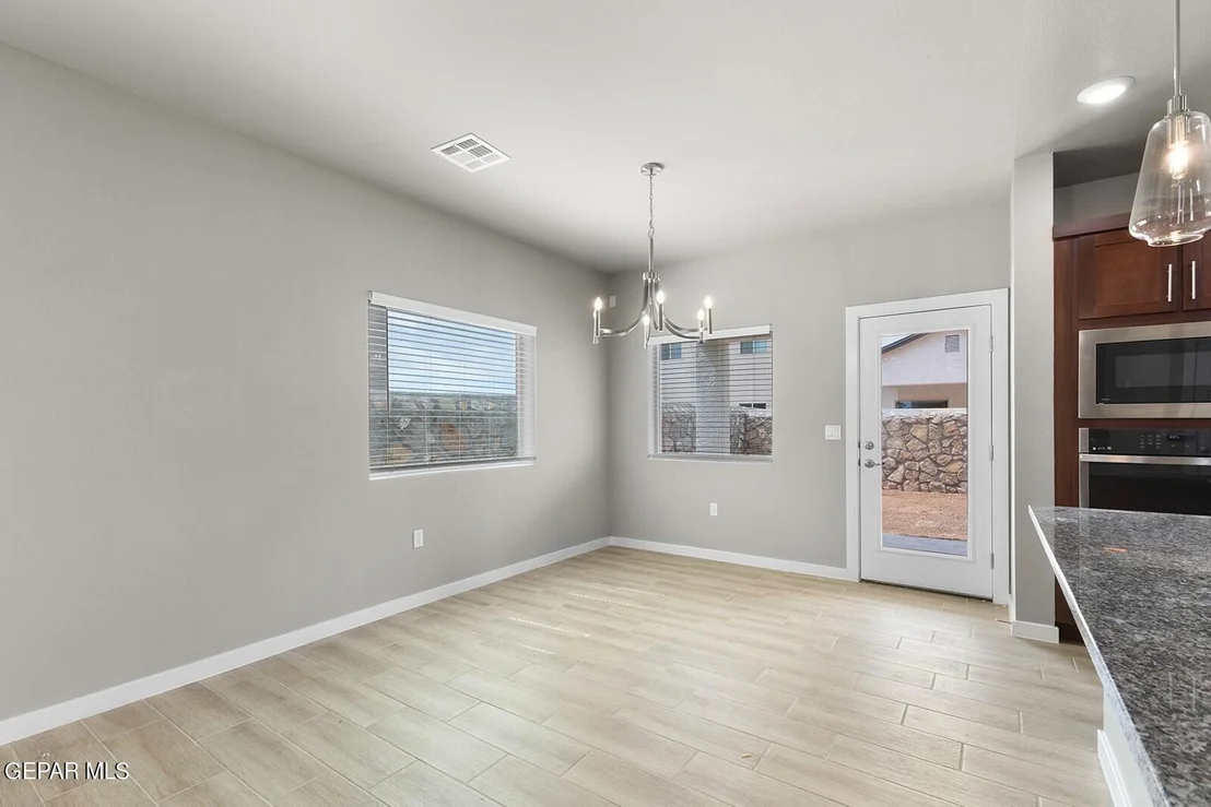 Photo of 15261 Composition Avenue