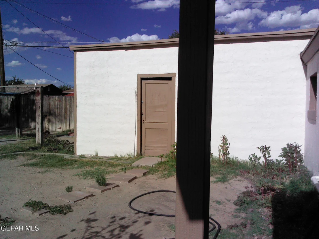Photo of 500 TAMARISK Street