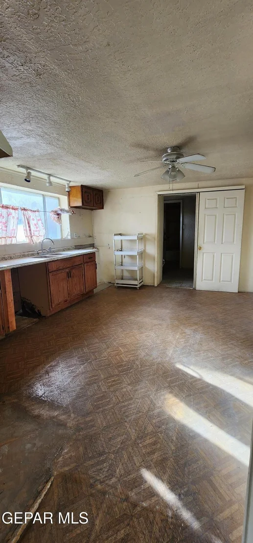 Photo of 121 RIO Road
