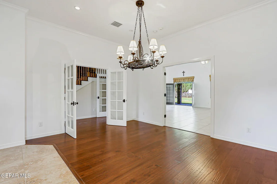 Photo of 5540 Westside Drive