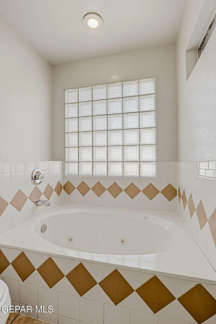 Photo of 6336 Franklin Ridge Drive