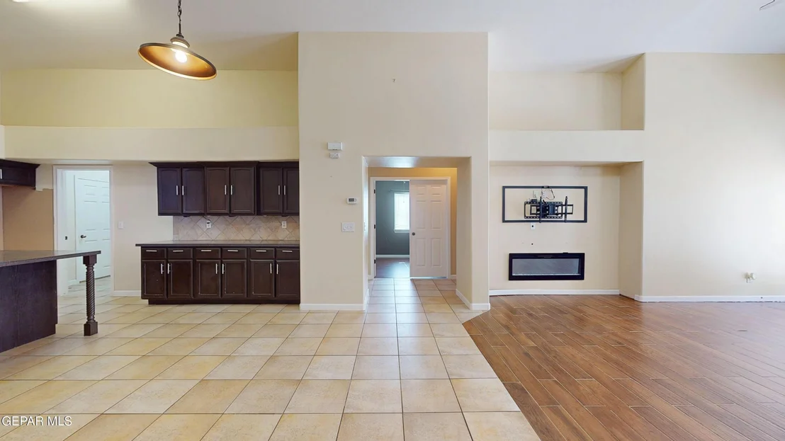 Photo of 820 La Florida Drive