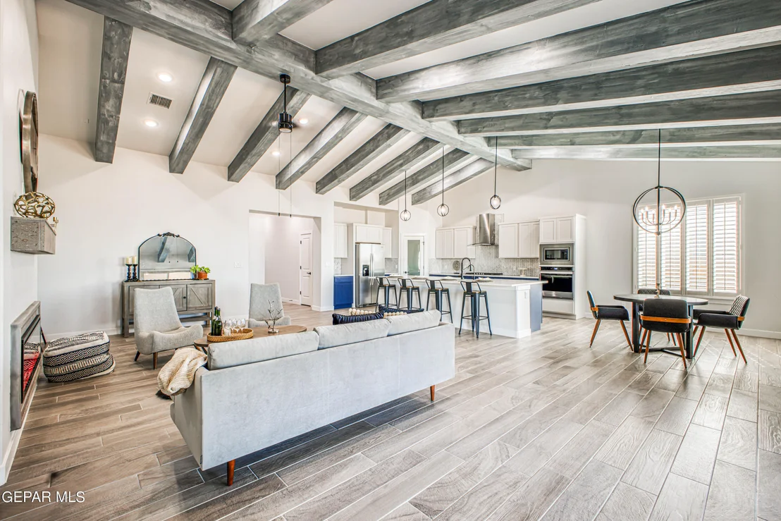 Photo of 309 Blue Valley