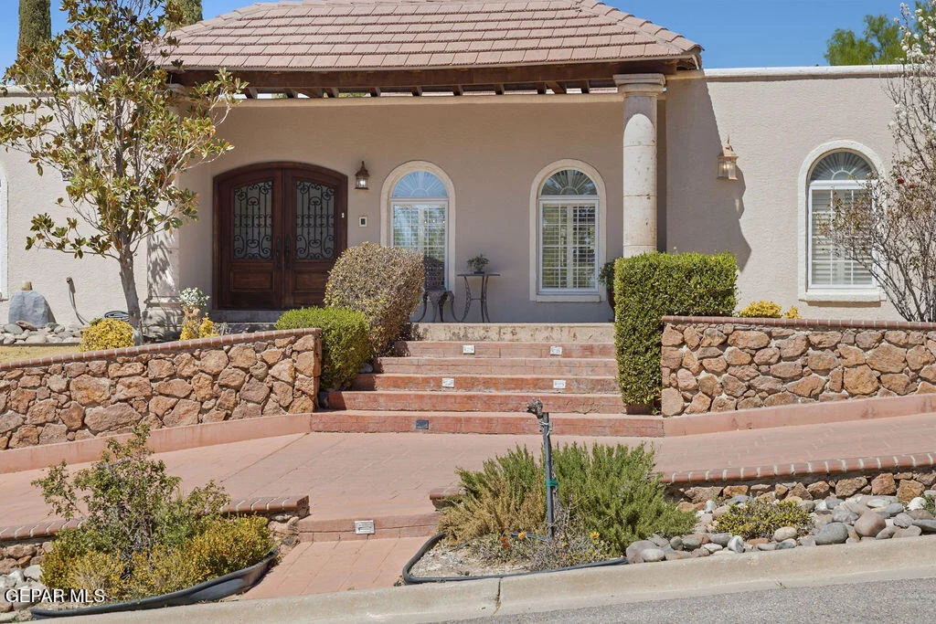 Photo of 6025 TORREY PINES Drive