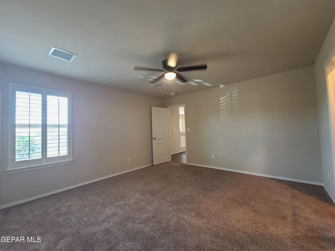 Photo of 7421 EAGLE VISTA Drive