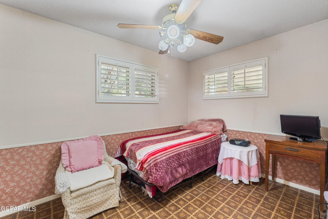 Photo of 6233 Meteor Way