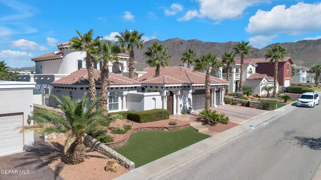 Photo of 1237 CALLE LAGO