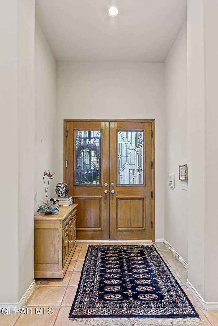 Photo of 1039 LOS JARDINES Circle