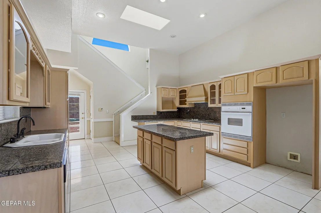 Photo of 6554 EAGLE RIDGE Drive
